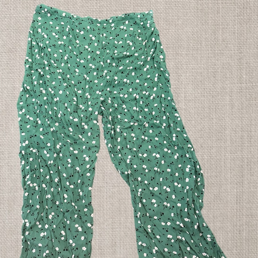 Reformation | Plus Size | Floral Green Pants